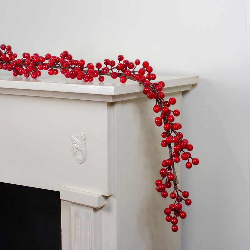 Northlight 5' x 3.5" Unlit Shiny Red Berries Artificial Winter Christmas Garland, 3 of 7
