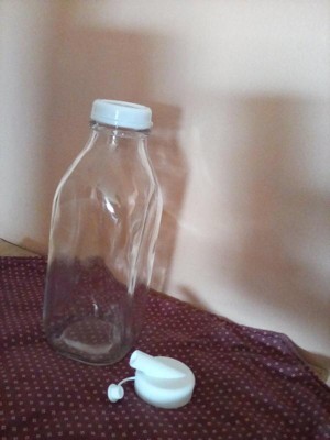 Joyjolt Reusable Glass Milk Bottle With Lid & Pourer - 32 Oz Water Or Juice  Bottles With Caps - Set Of 3 : Target