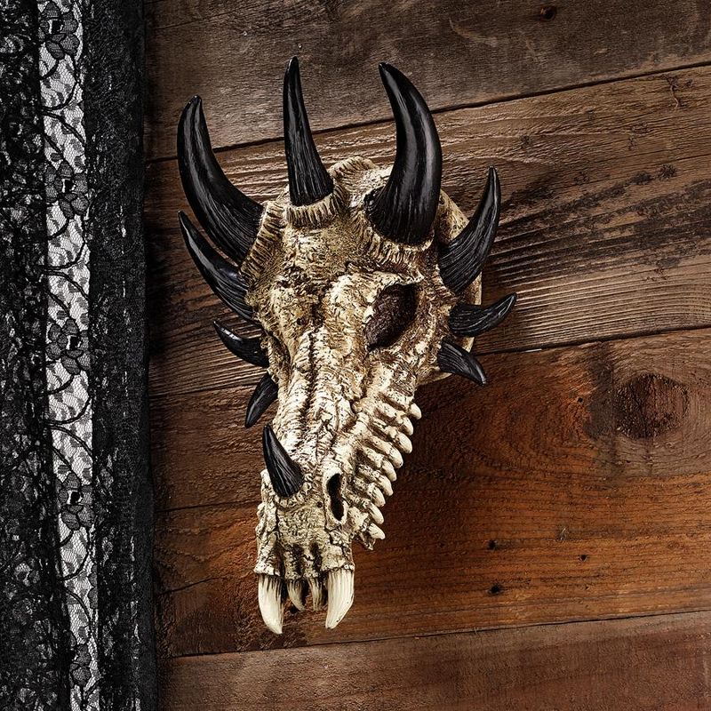 Design Toscano Manchester's Dragon Bones Sculptural Skull Wall Trophy, 1 of 4