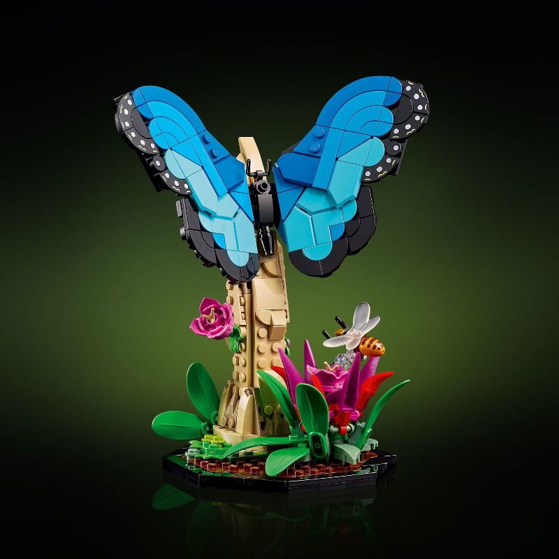 LEGO Ideas The Insect Collection Building Set and Nature D&#233;cor 21342, 4 of 9