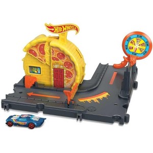 Hot Wheels Fuel Station Shift Station Essence Tankstelle - 1 of 1