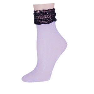 Memoi Women's Diamond Floral Lace Anklet Socks - 1 of 2
