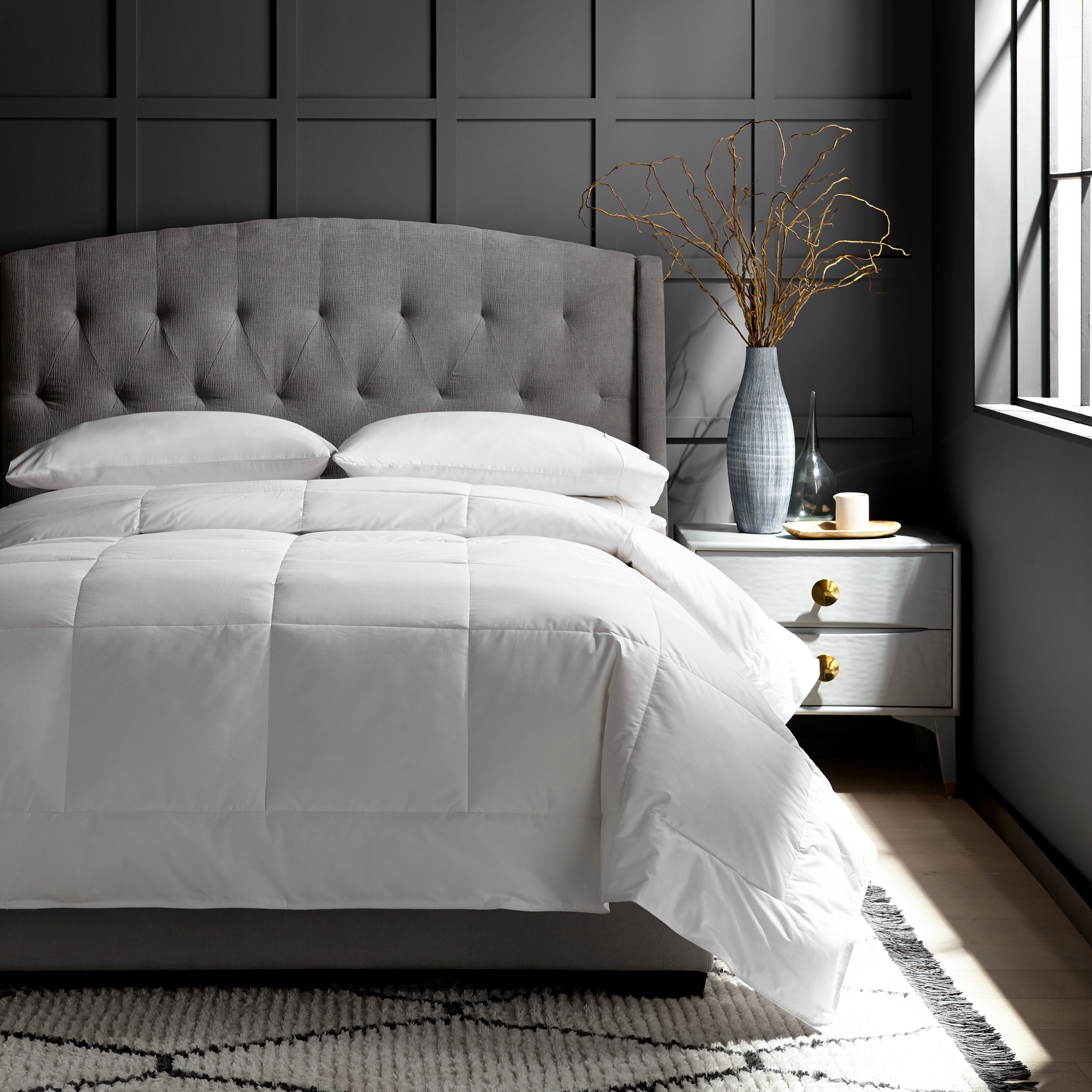All Season Hypoallergenic EnviroLoft Down Alternative Hotel Comforter by DOWNLITE