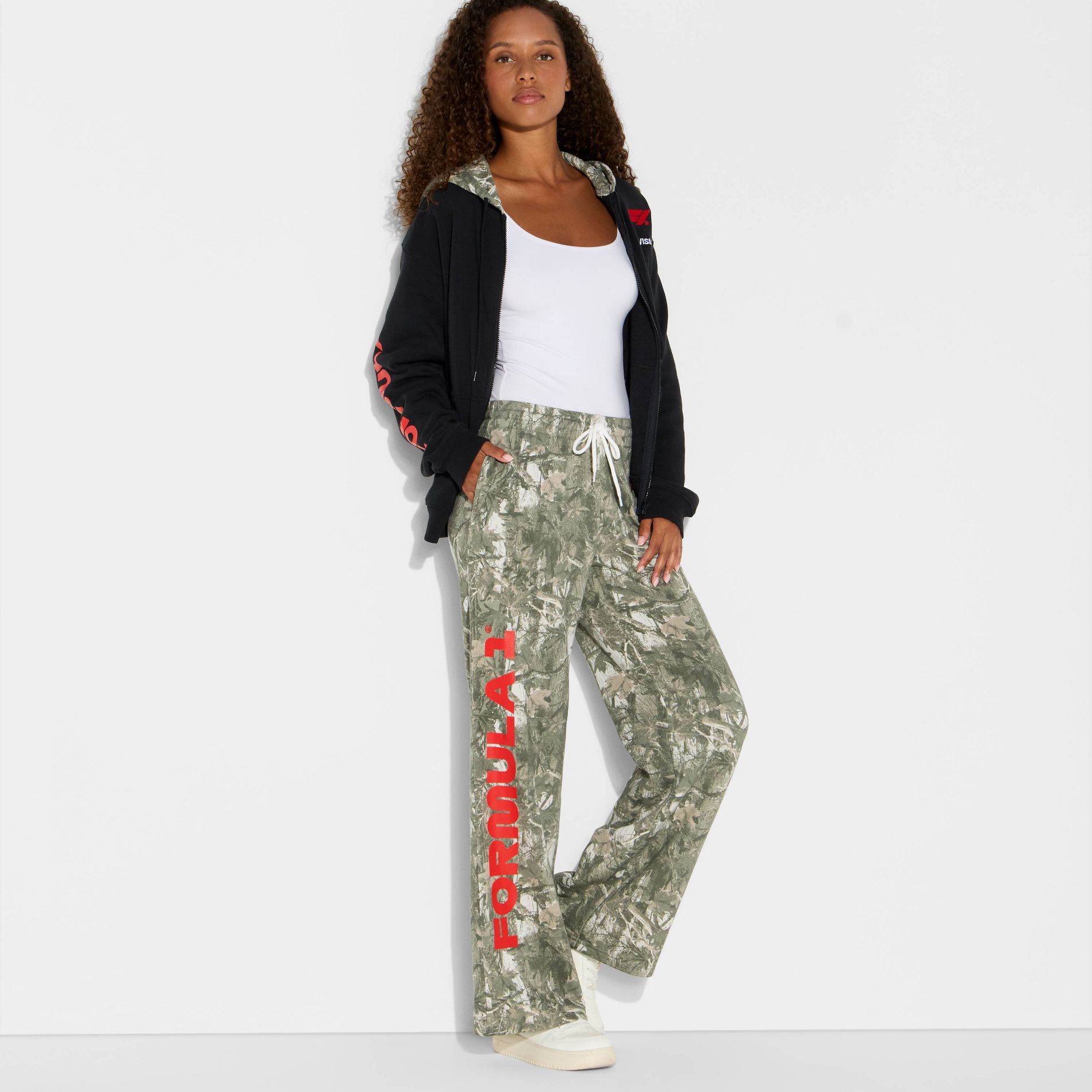 Women's F1 Camo Graphic Lounge Pants - Green