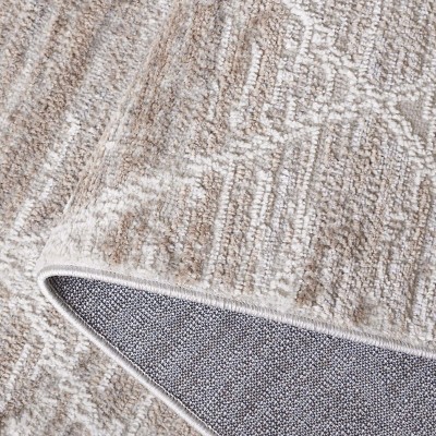 Ivory and Beige Diamond Pattern Square Area Rug