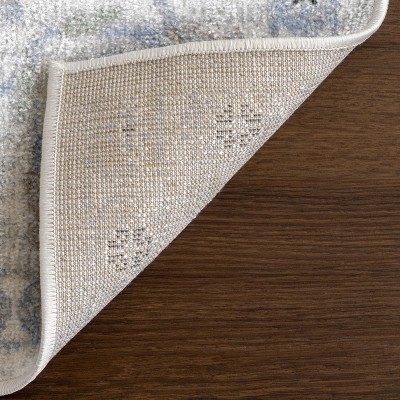 Light Blue Medallion 4' x 6' Machine Washable Area Rug