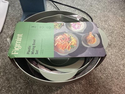 Figmint 3pc Plastic Mixing Bowl Set with Pour Spots (no lids) Green -  Figmint