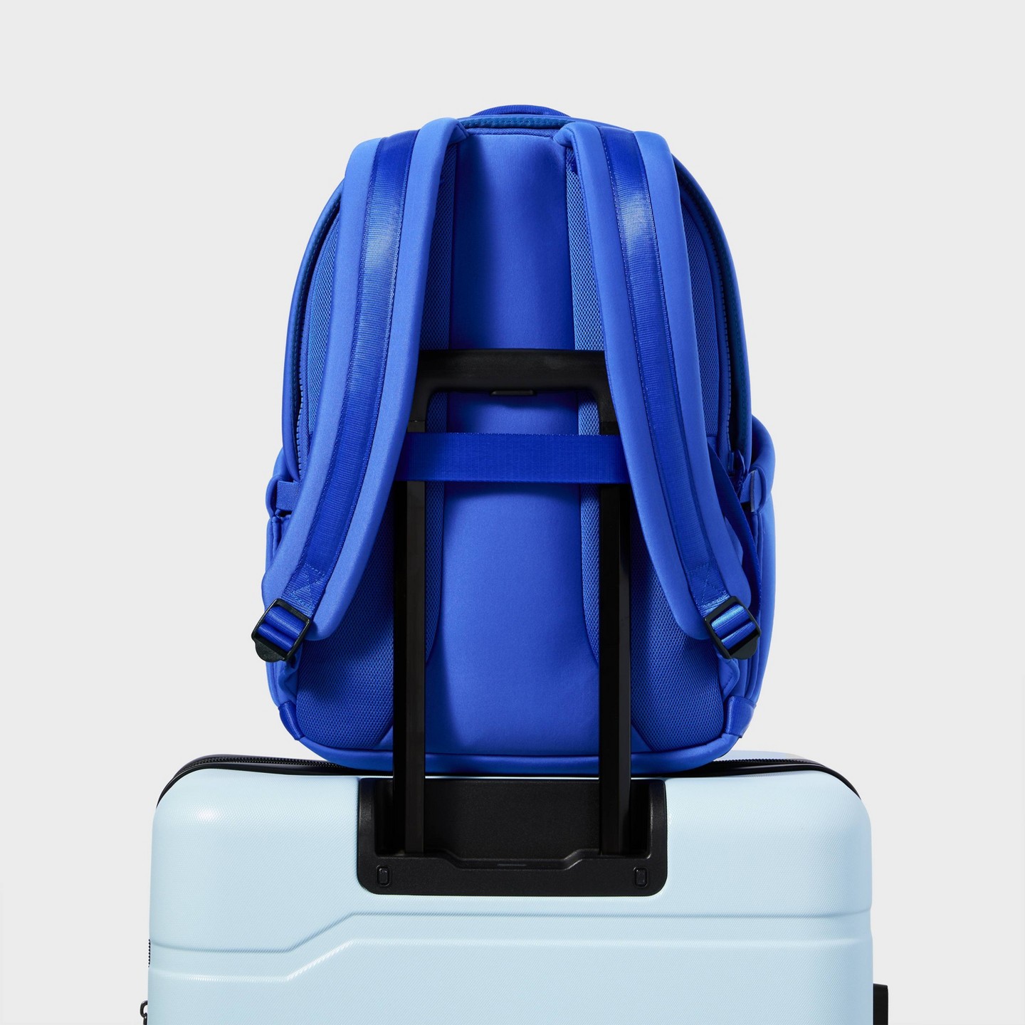 Рюкзак All In Motion Faux Neoprene 17", цвет: Синий — фото 4