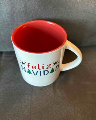 🌲😍✨¡Llegaron las tazas de Navidad de tus personajes favoritos!🌲✨🤍 ⭐️La  hora del café ahora será más divertida⭐️ 🟢 Taza de Cerámica 🔴…