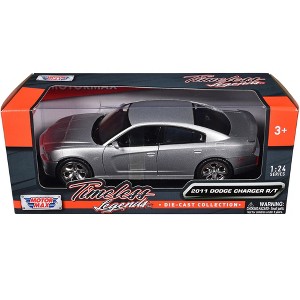 2011 Dodge Charger R/T Hemi Silver 1/24 Diecast Model Car by Motormax - 1 of 3