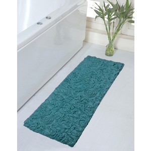 Bell Flower Collection Cotton Floral Pattern Tufted Bath Rug - Home Weavers - 1 of 4