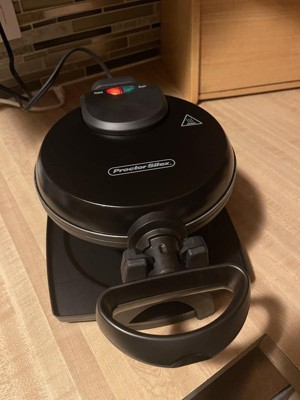 Belgian Waffle Maker WM1000B