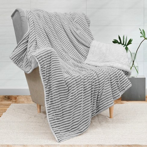 Thick white throw discount blanket