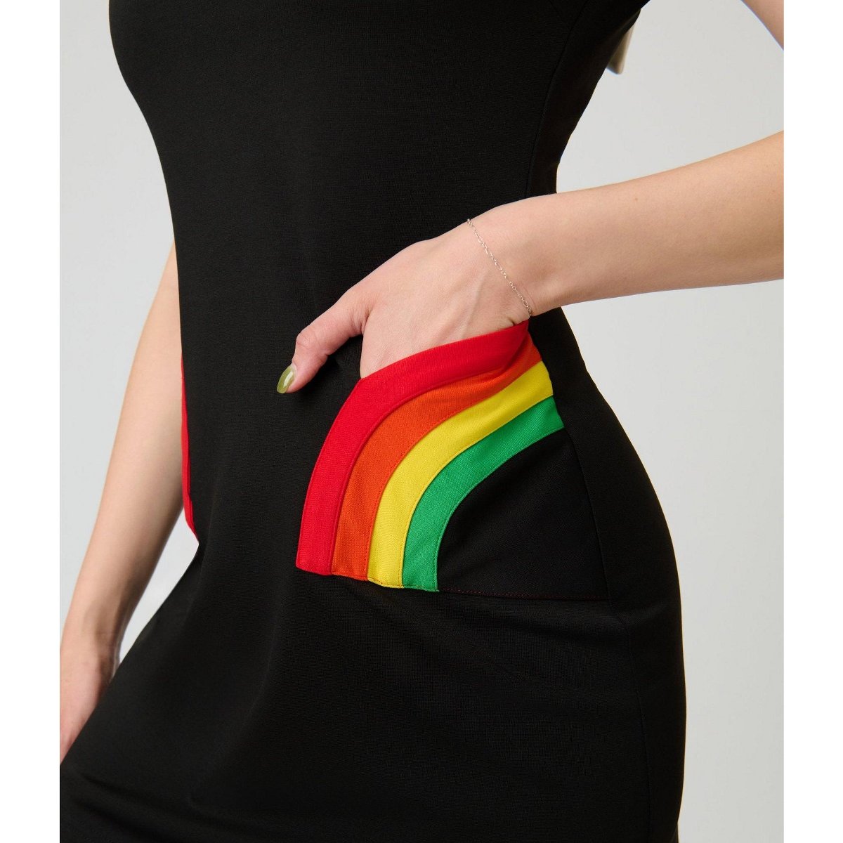Женские платья Smak Parlour Shift Dress Black & Rainbow Pockets L/12-14 — фото 5