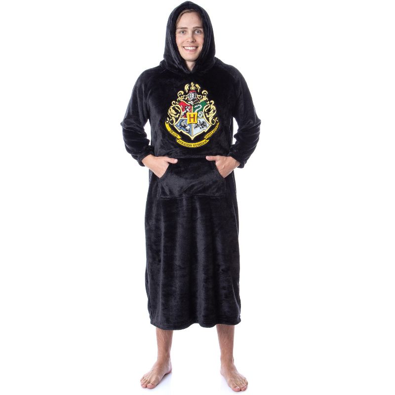 Harry Potter Hogwarts Adults Wearable Blanket Pullover Robe Mens' Womens' Black, 5 of 6