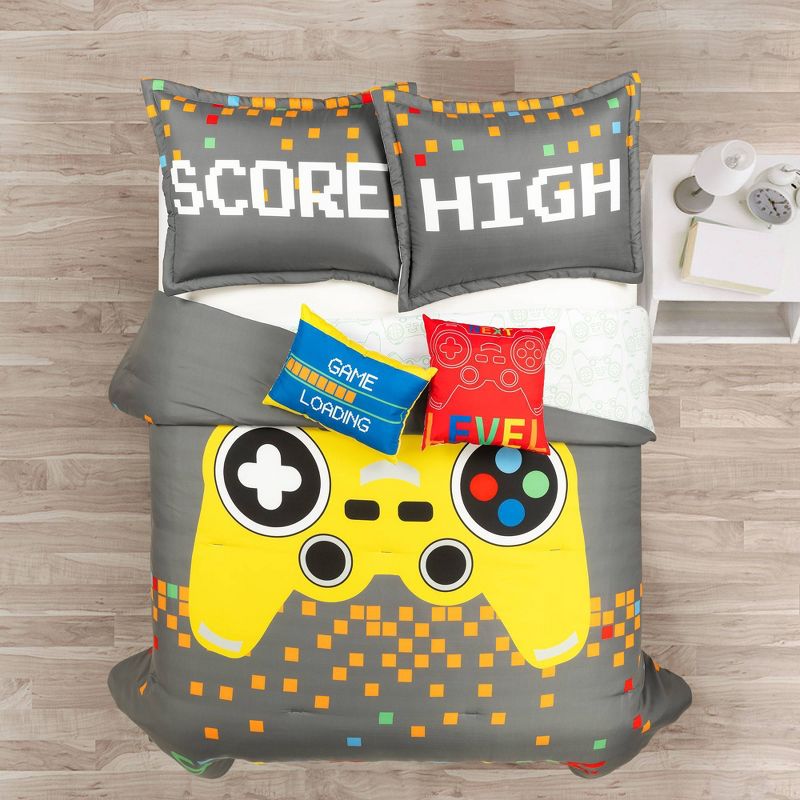 Video Games Reversible Oversized Kids' Comforter Bedding Set - Lush Décor, 3 of 11