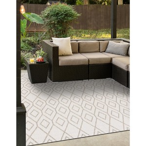 Jill Zarin Outdoor Turks and Caicos Trellis Woven Area Rug - 1 of 4