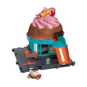 Mattel Hot Wheels City Downtown Ice Cream Swirl Track, Blue, 2 Pieces - 1 of 4
