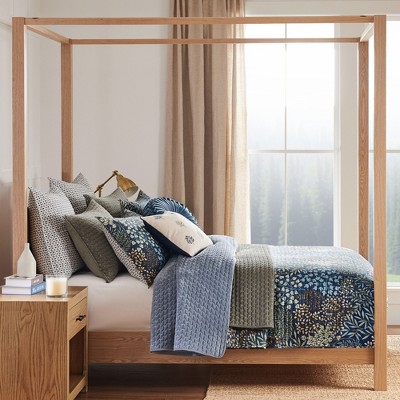 Navy Botanical Cotton Twin Reversible Quilt Set