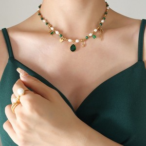 Clotth European and American Royal Style Non-Fading Elegant Personality Freshwater Pearl Zircon Turquoise Pendant Necklace for Women - 1 of 4