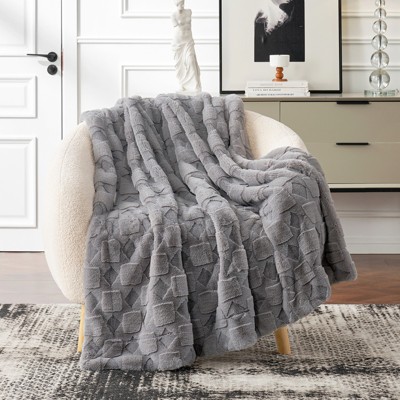 Cozy Bliss Faux Fur Throw Blanket Soft Textured Throw