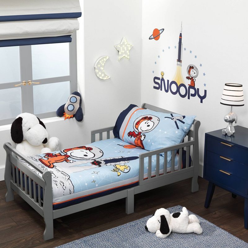Bedtime Originals Astronaut Snoopy Wall Decals, 3 of 4