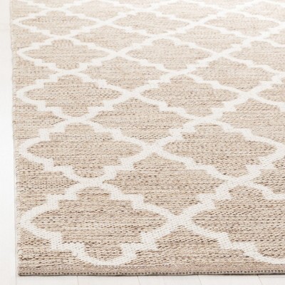Ivory and Beige Handwoven Cotton Area Rug, 2'3" x 3'9"