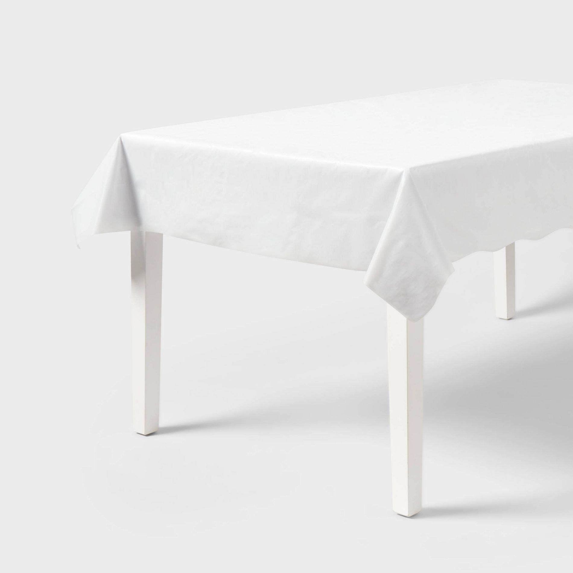 White Plastic Table Cloth - Spritz™