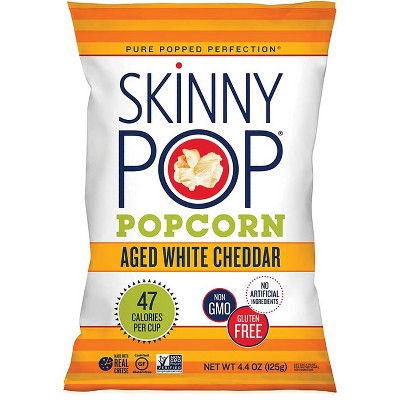 SkinnyPop Aged White Cheddar Popcorn 4.4 oz Bag.