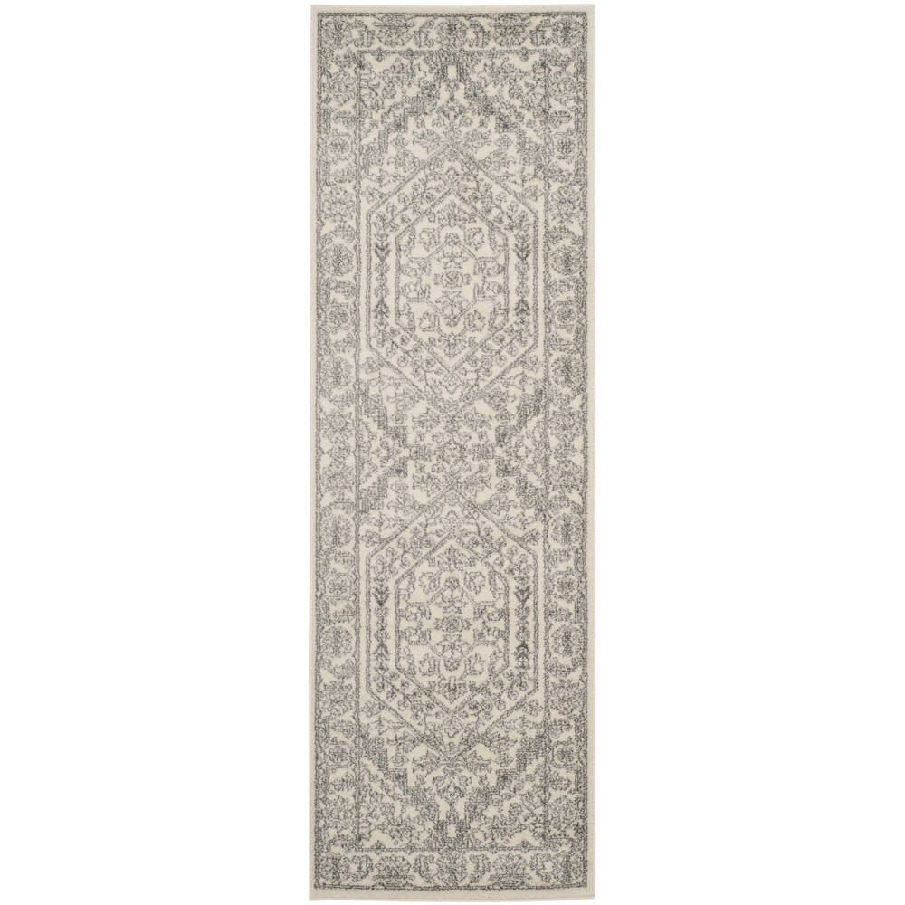 Aldwin Runner - Ivory/Silver (2'6inx22') - Safavieh