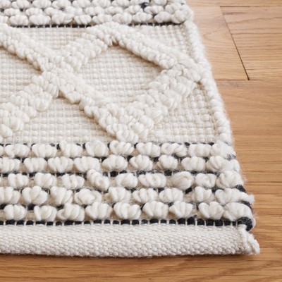 Artisan Beach House Black Hand-Tufted Wool Square Rug