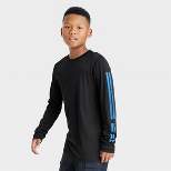 Boys' Long Sleeve Basketball Graphic T-Shirt - All in Motion™ Black