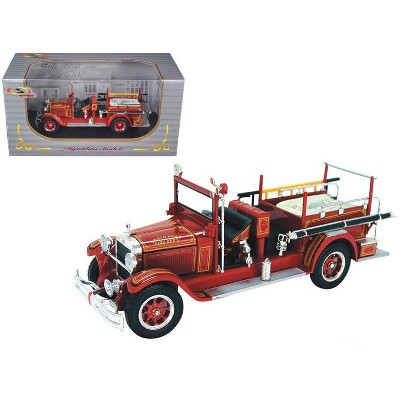 1939 Packard Fire Engine Truck Red 1/32 Diecast Model By Signature