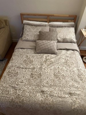 Guest review image 1 of 3, zoom in