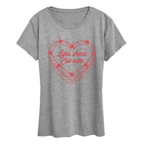 Women's - Instant Message - Eat Cake Heart Short Sleeve Graphic T-Shirt - 1 of 4