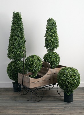 Green Plastic Boxwood Topiary in Black Pot, 27"