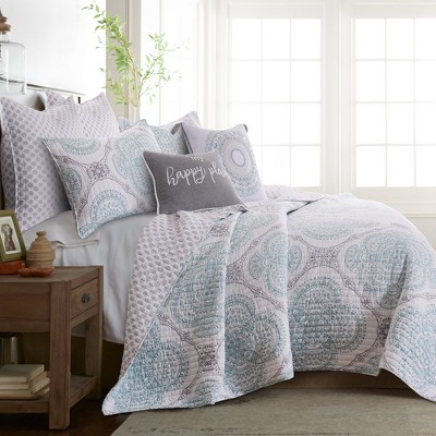 Elegant Gray Medallion Cotton Euro Sham Pair