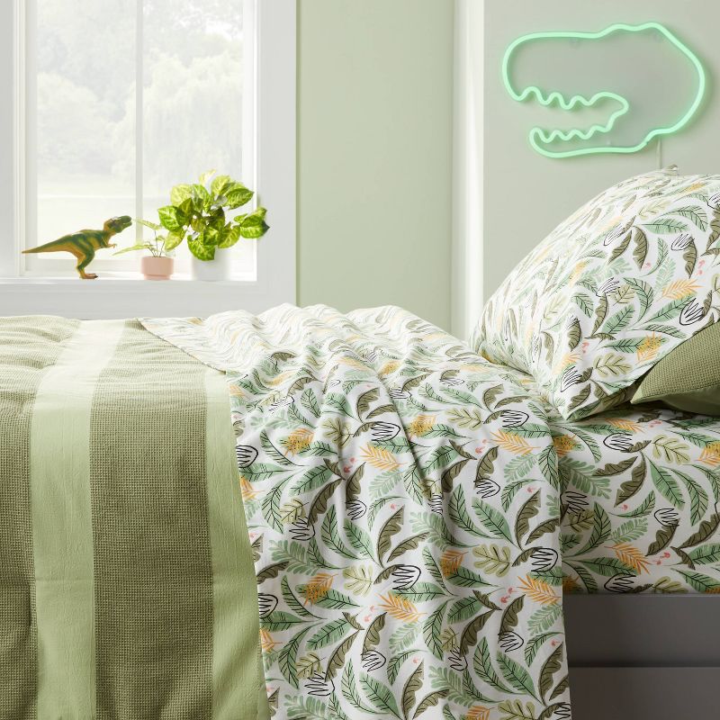 Botanical Cotton Kids' Sheet Set - Pillowfort™, 2 of 7