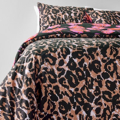 Leopard/Geranium Leaf Reversible Comforter - DVF for Target