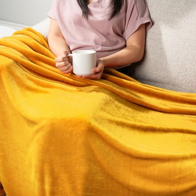 Mustard Yellow Queen Size Fleece Blanket for Bed