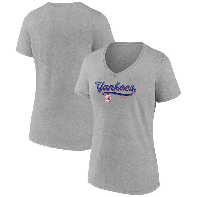 MLB New York Yankees Women&#39;s V-Neck Core T-Shirt, 1 of 4