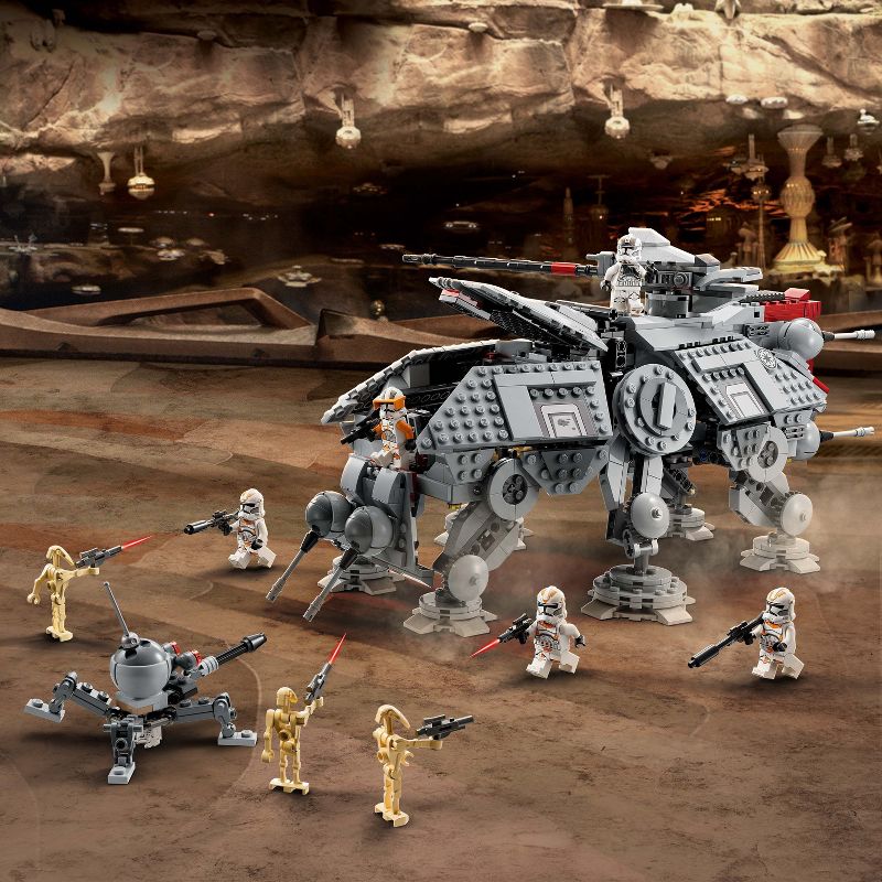 LEGO Star Wars AT-TE Walker Set with Droid Figures 75337, 4 of 11