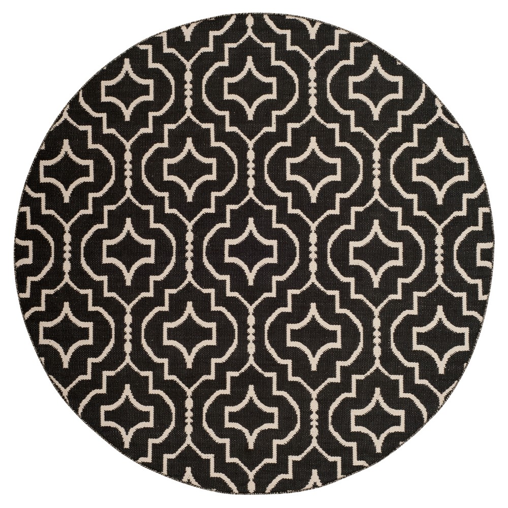 Black/Ivory Quatrefoil Design Woven Round Area Rug 6' - Safavieh