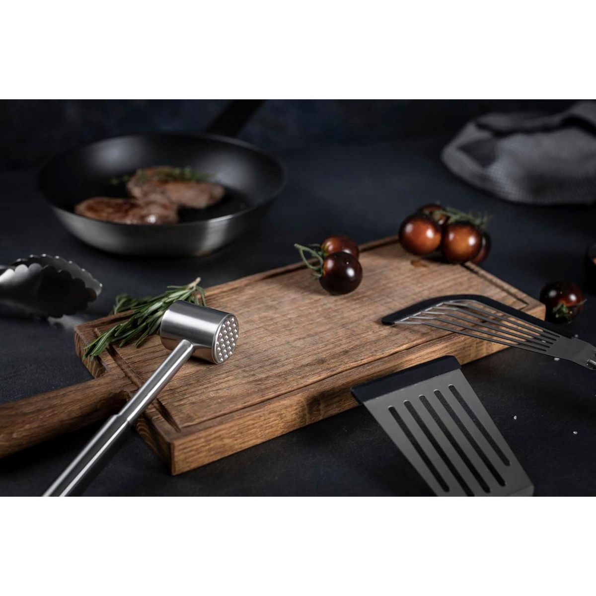 Kuhn Rikon Essential Meat Tenderizer, Dual-Sided Stainless Steel Head - thumbnail 3