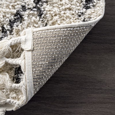 Cozy Moroccan Diamond Tassel 5' Square Blue Shag Rug