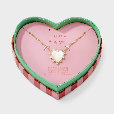 Valentines day necklace top