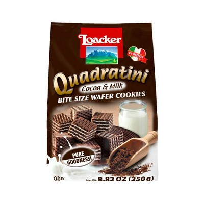 loacker dark chocolate wafer