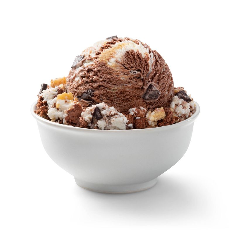 S&#39;mores Ice Cream - 1.5qt - Favorite Day&#8482;, 3 of 6