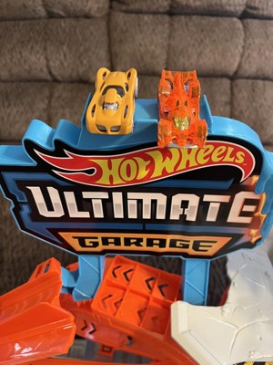 Mattel Hot Wheels City Ultimate Garage, 1 ct - Fry's Food Stores