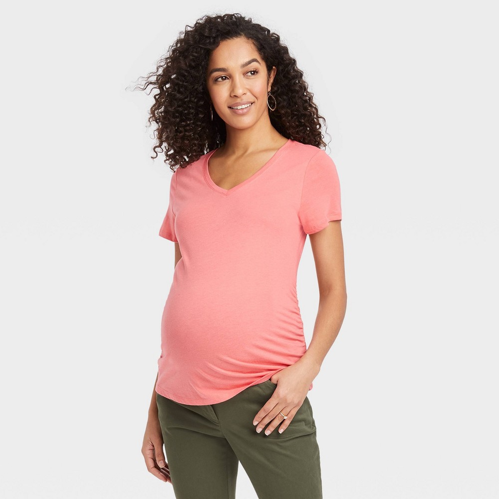 Size L Short Sleeve V-Neck Side Shirred Maternity T-Shirt - Isabel Maternity by Ingrid & Isabel Pink L